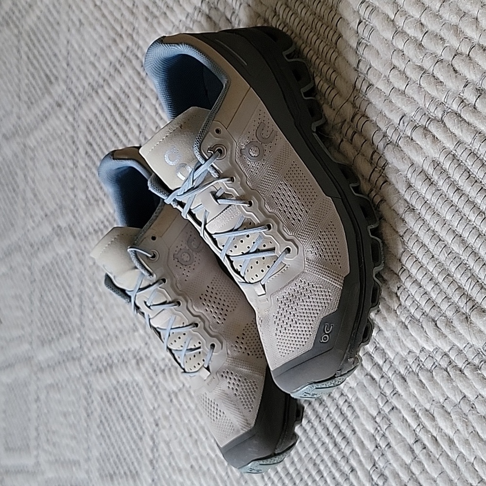 On Cloud Running / Hiking Sz 9.5 Women